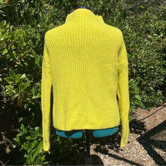 Anthropologie Sweater XS Yellow Oversized Funnel Neck Pullover Knit Top - Picture 10 of 11